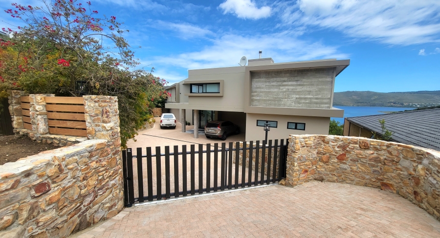 4 Bedroom Property for Sale in Knysna Heights Western Cape